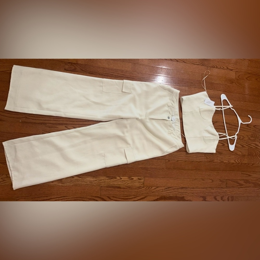 Le Lis Cream Textured Two Piece Set!